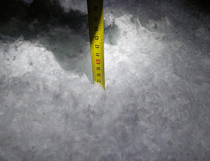 Zateplení stropu rodinného domu pomocí foukané izolace